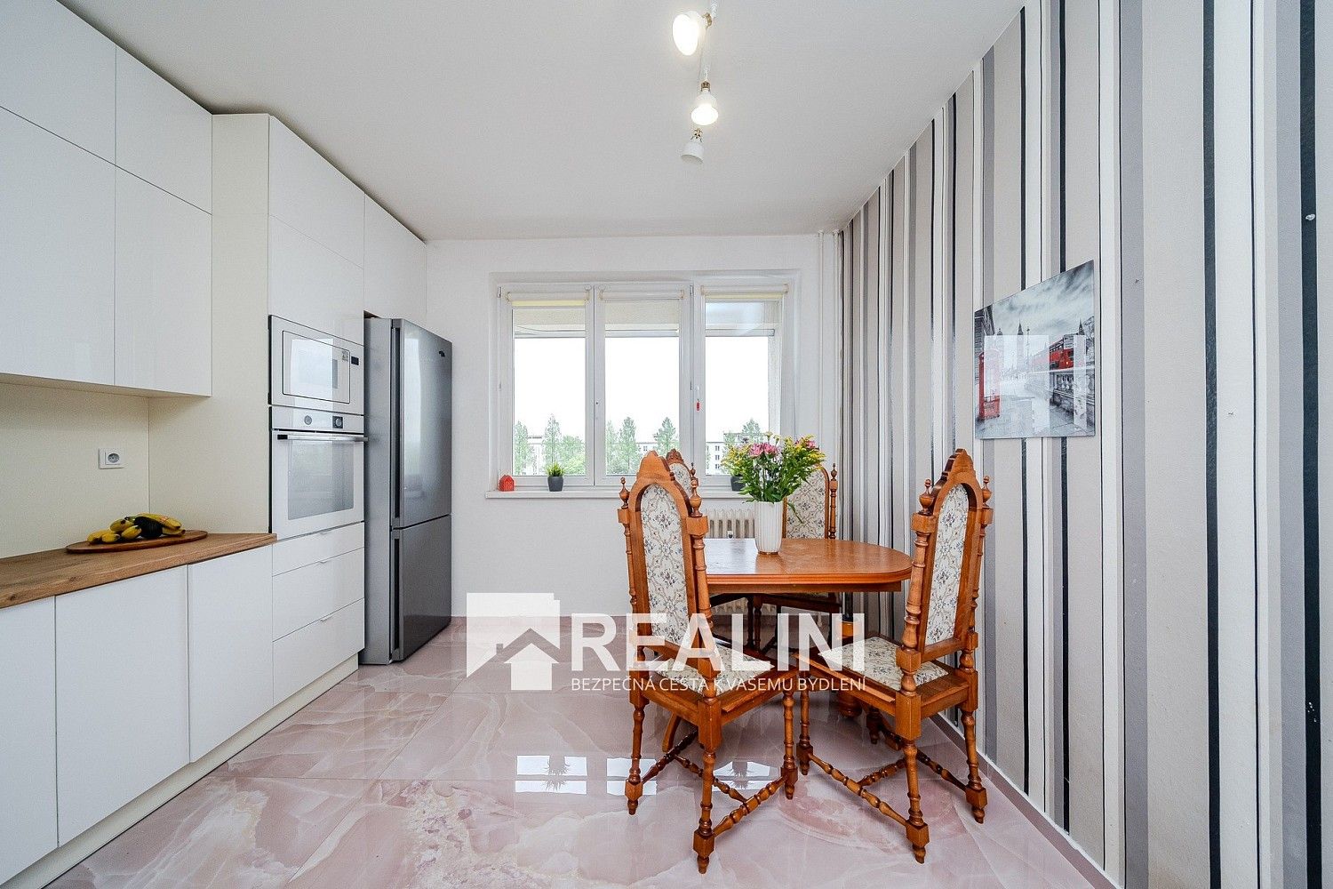 3+1, Dlouhá třída, Havířov - Město, okres Karviná, 100 m² - 2