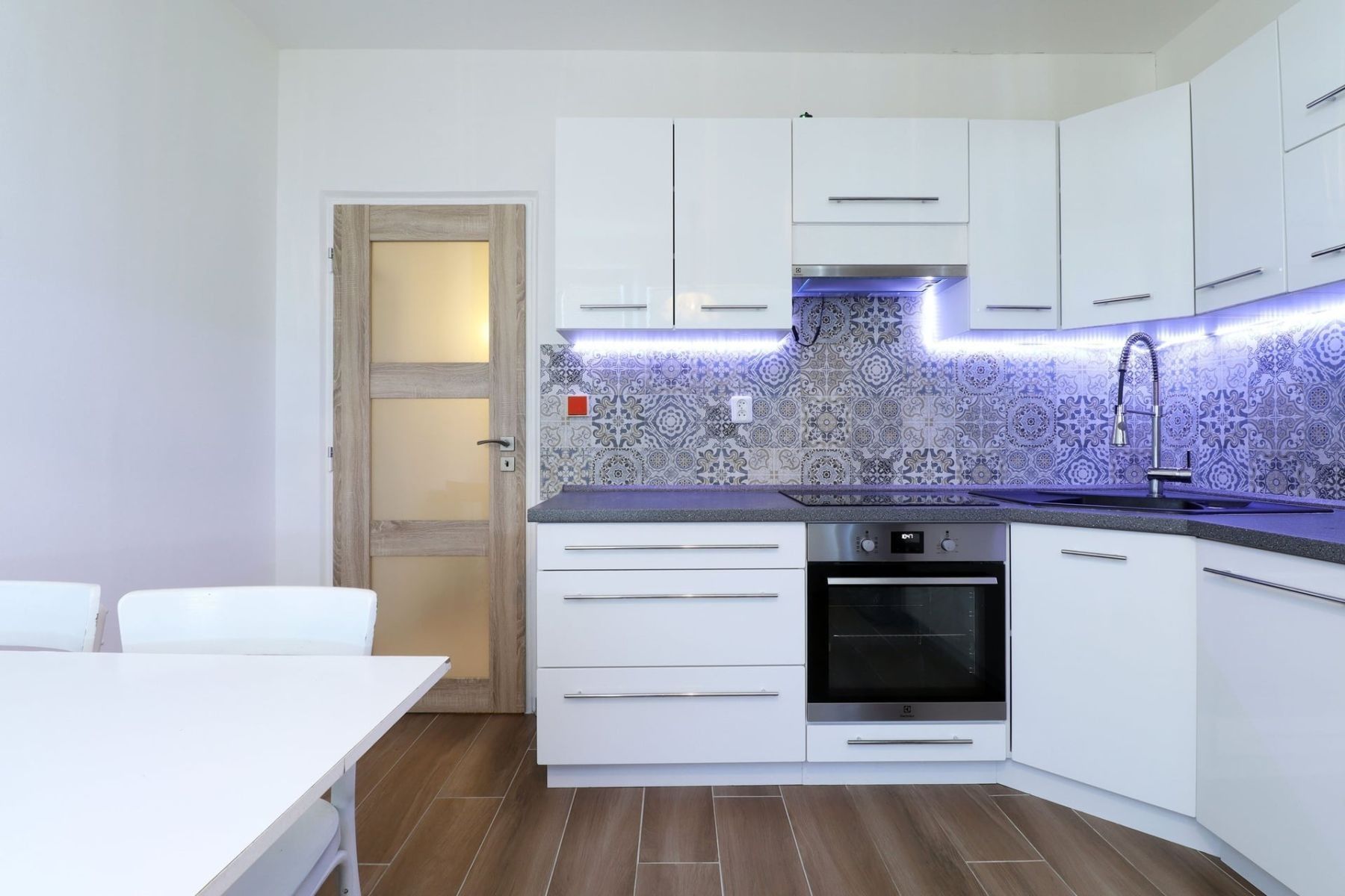 Byt 2+1 · 77 m² · Imrychova, Praha - Kamýk - 4