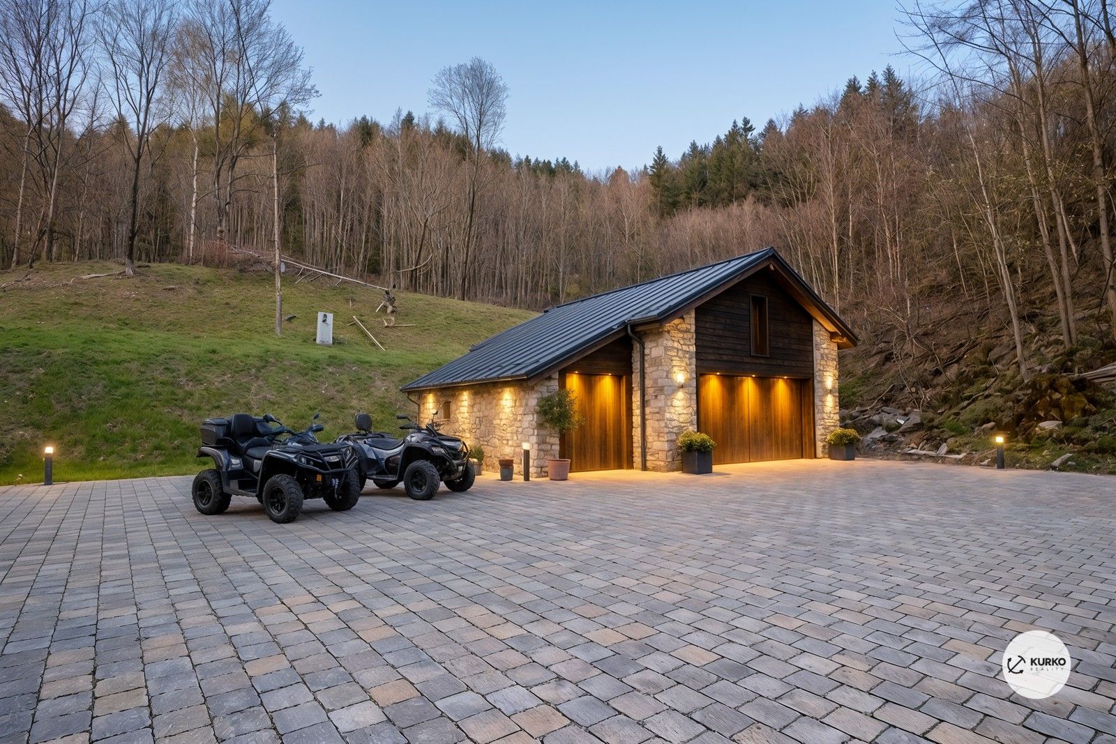 Pozemek pro bydlení · 64 360 m² · Morávka - 4