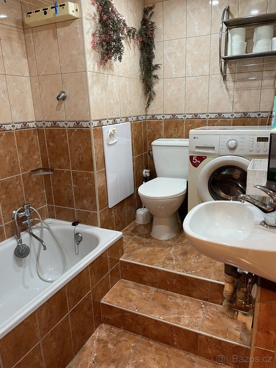 Pronájem byt - Jablonec nad Nisou, 466 01