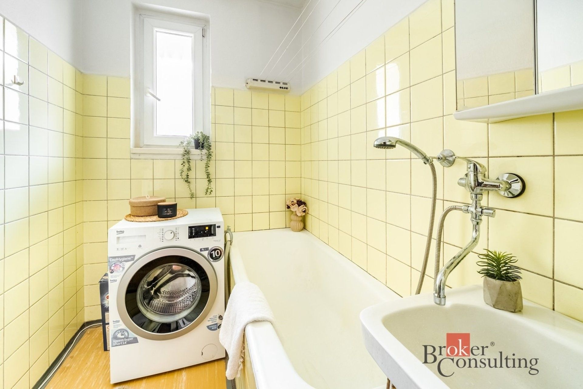 Prodej byt 2+1 - U mlýna, Praha, 69 m² - 5