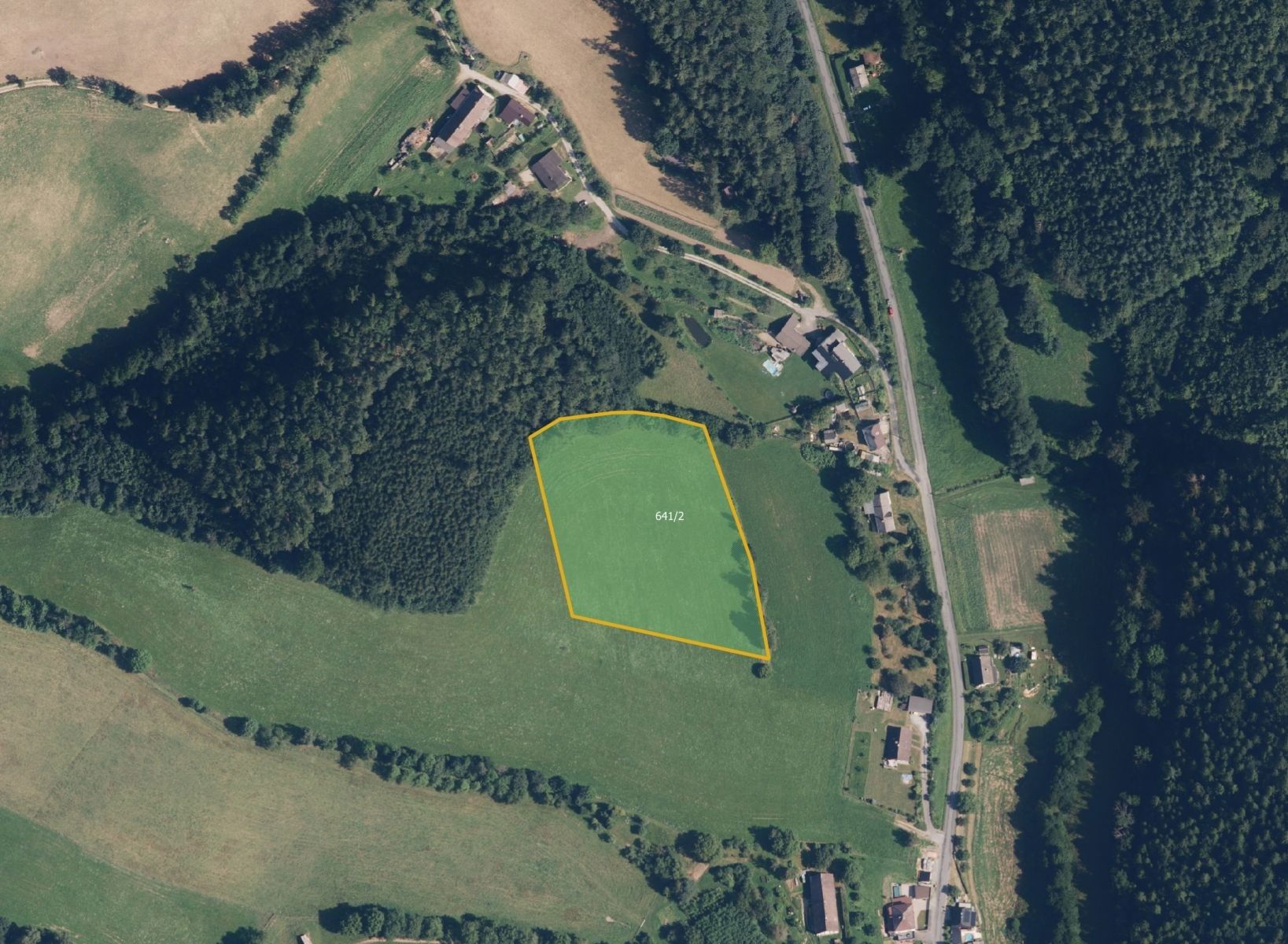 Louka, 9 619 m²