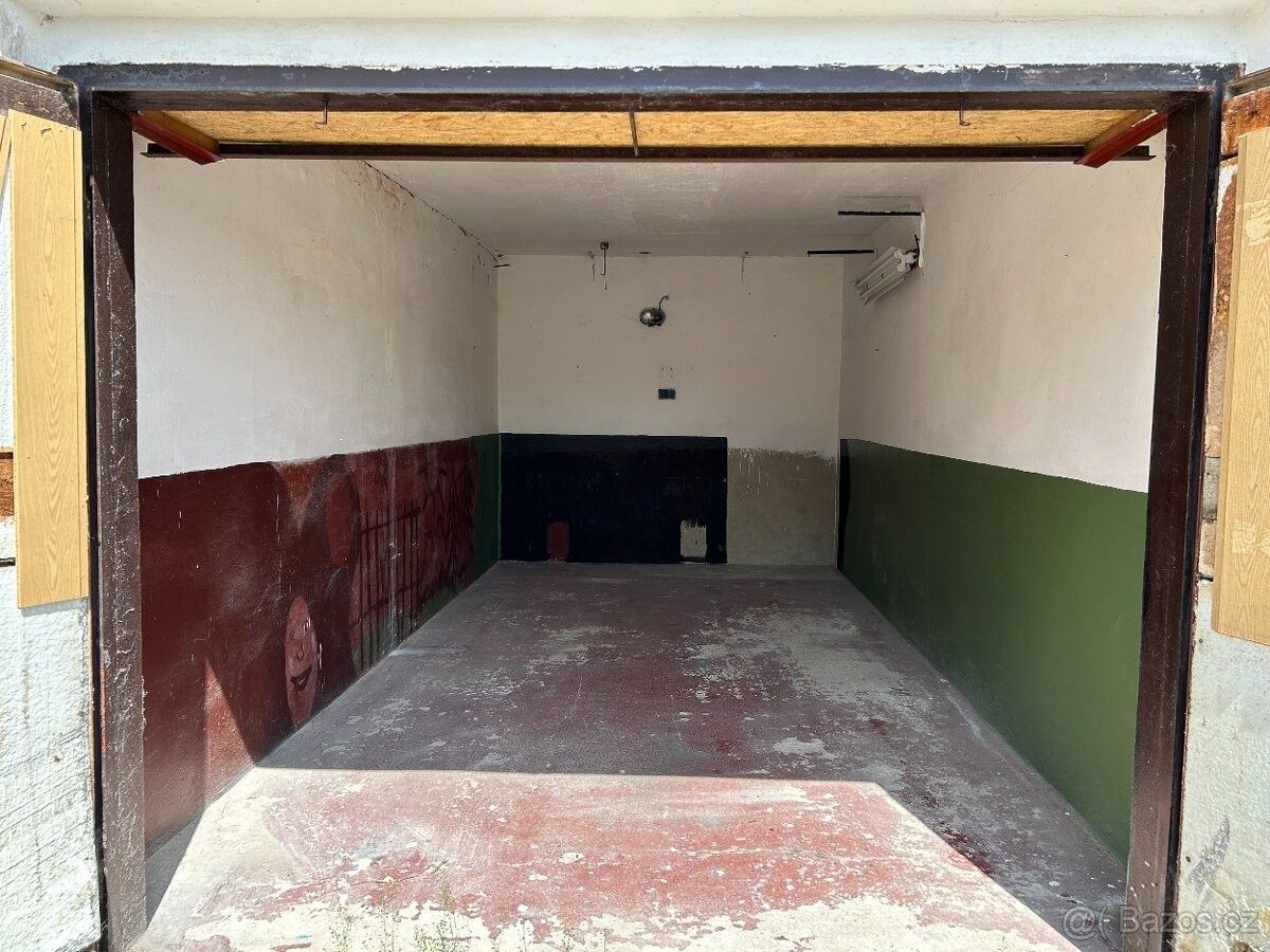 Garáže, Litvínov, 436 01