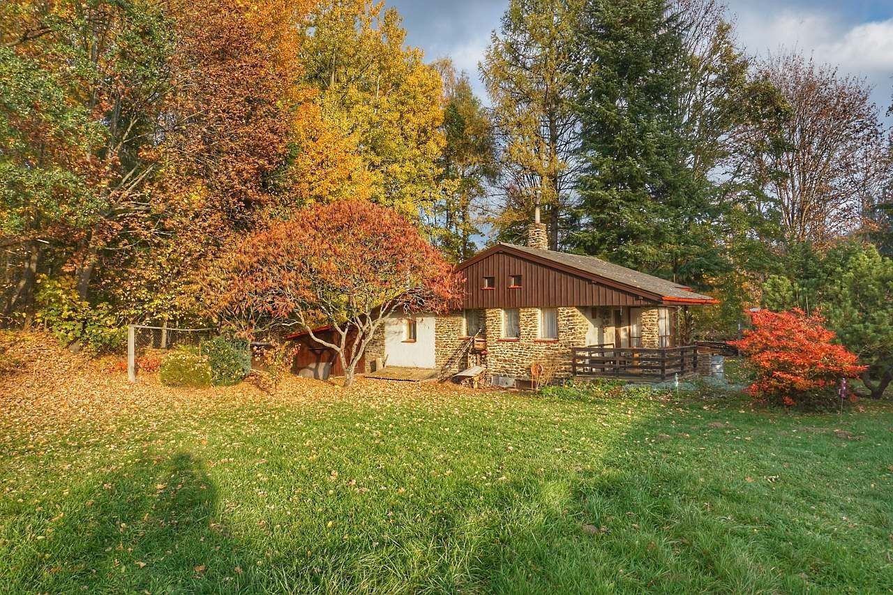 Chaty, Petrovice u Sušice, Plzeňský kraj - 1