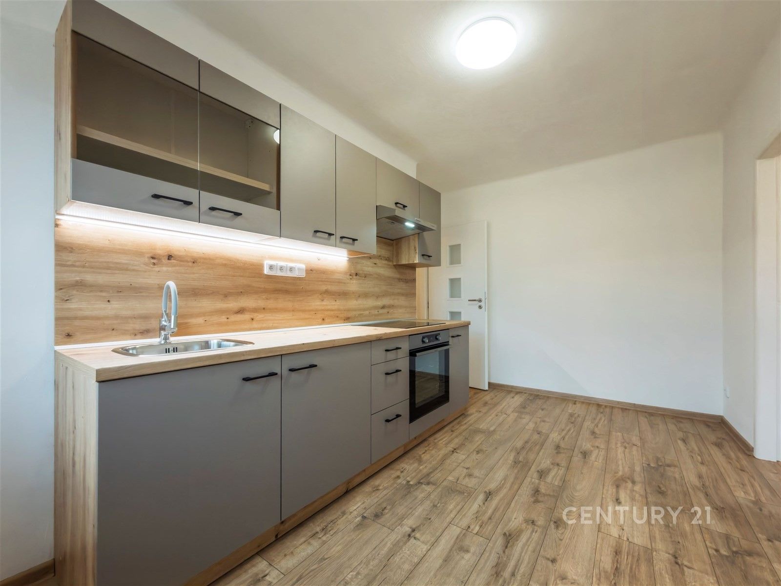 Prodej byt 3+1 - Mendelova, Nový Jičín, 72 m²