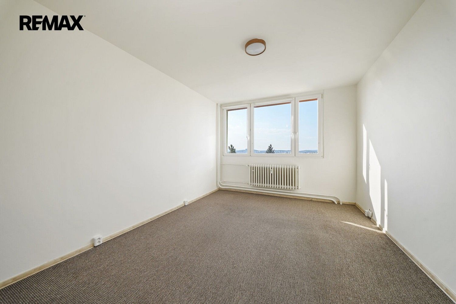 Pronájem byt 1+kk - Halasovo náměstí, Brno - Lesná, 23 m² - 2