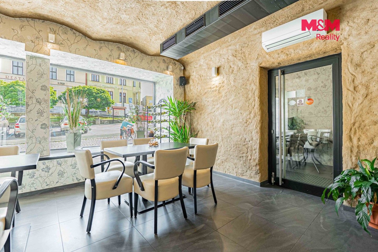 Restaurace, náměstí J. A. Komenského, Brušperk, 350 m² - 2