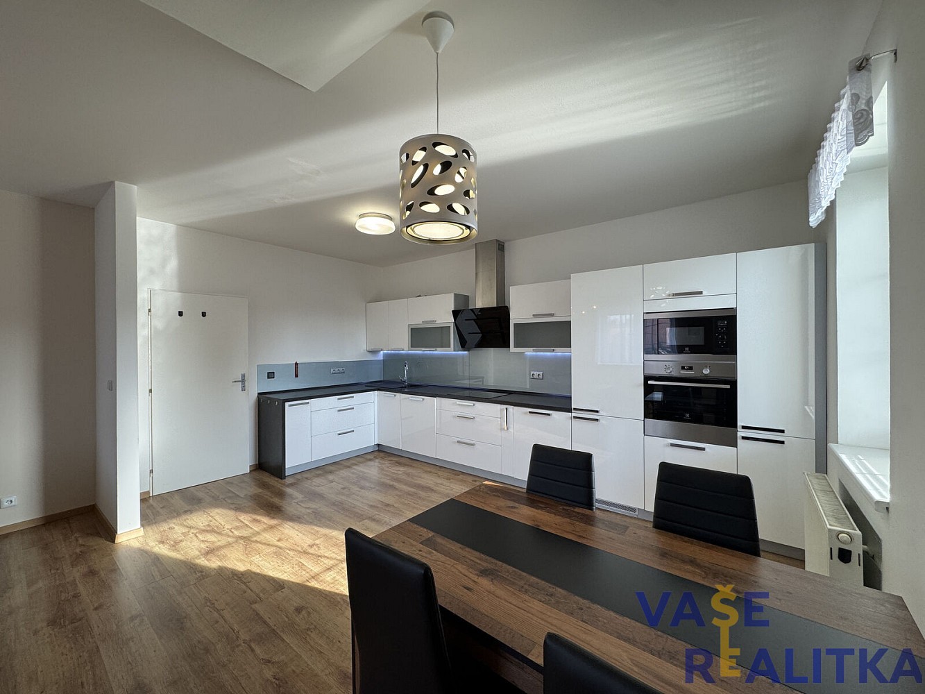 Pronájem byt 3+kk - Býškovice, okres Přerov, 95 m² - 1