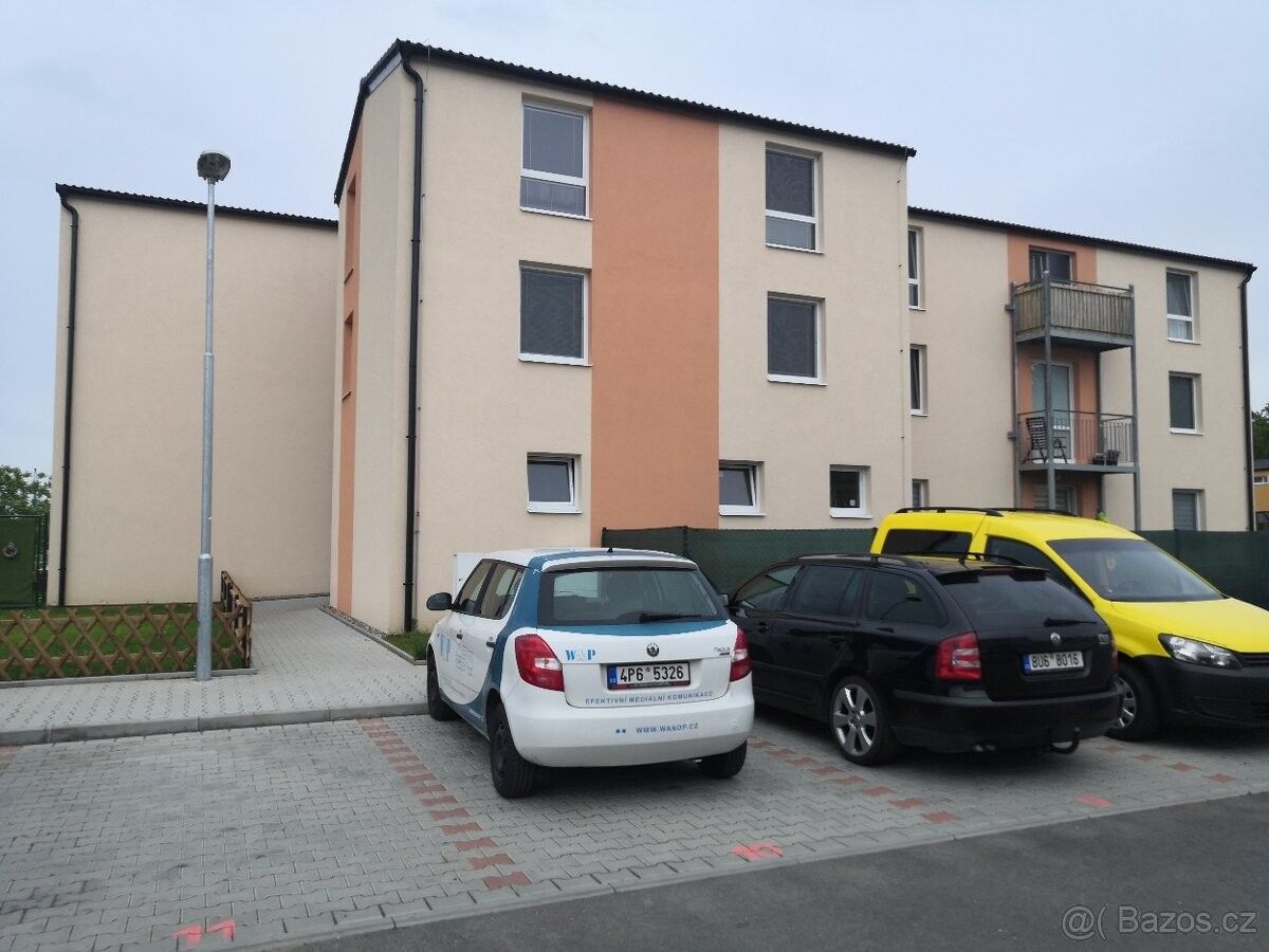 Byty, Hostouň u Prahy, 273 53 - 2