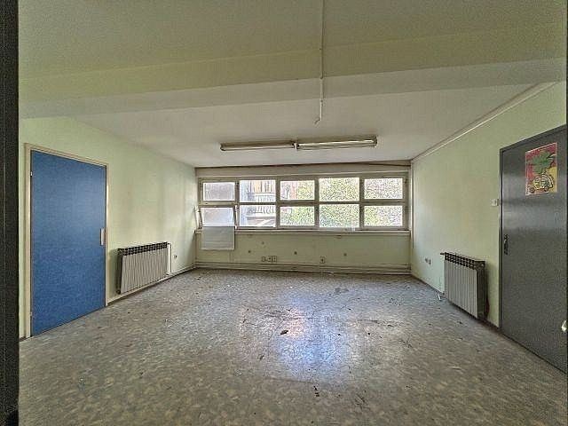 Komerční nemovitost · 1 200 m² · Rijeka, HR - 3