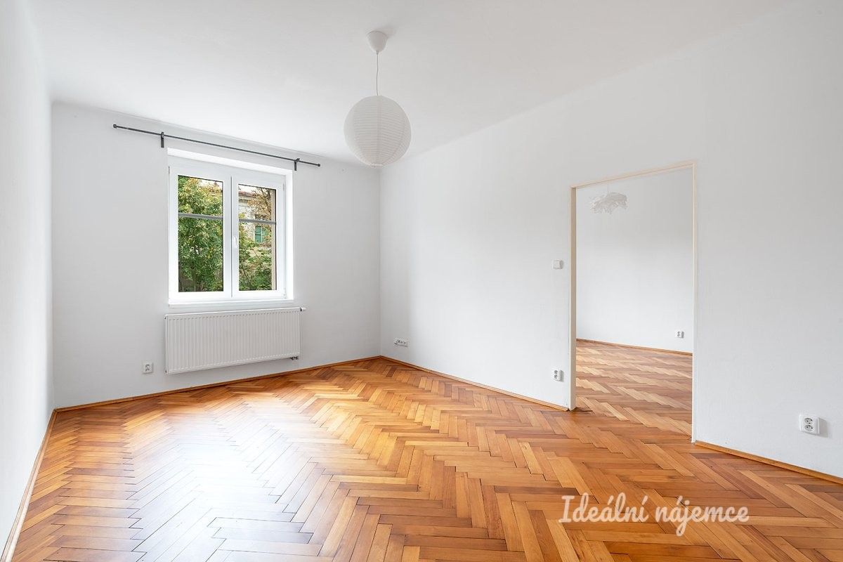 Byt 3+1 · 71 m² · Na Petynce, Praha - 3