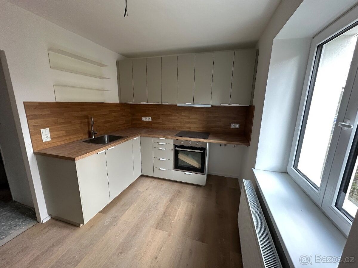 Byty, Břidličná, 793 51