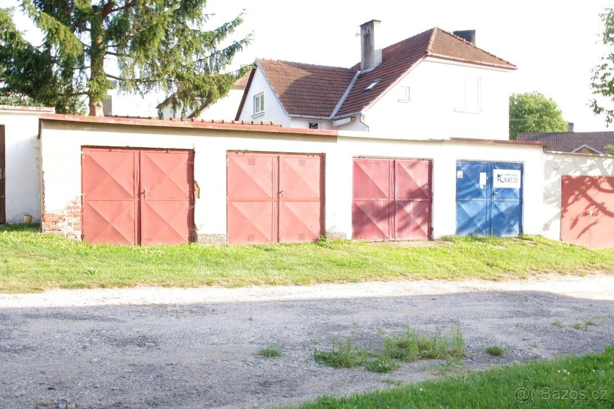 Garáže, Bohuslavice, 588 56