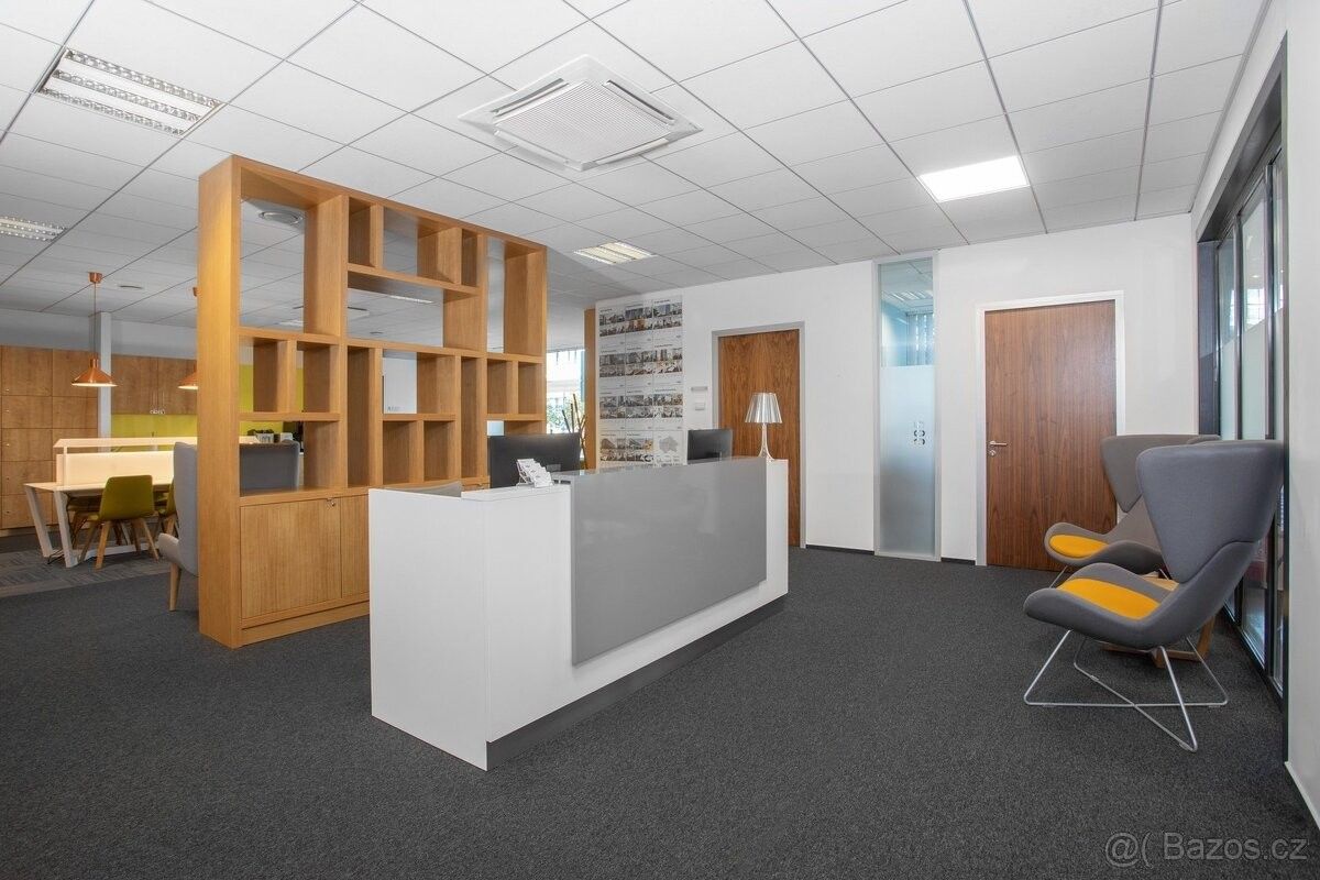 Ostatní, Praha, 161 00