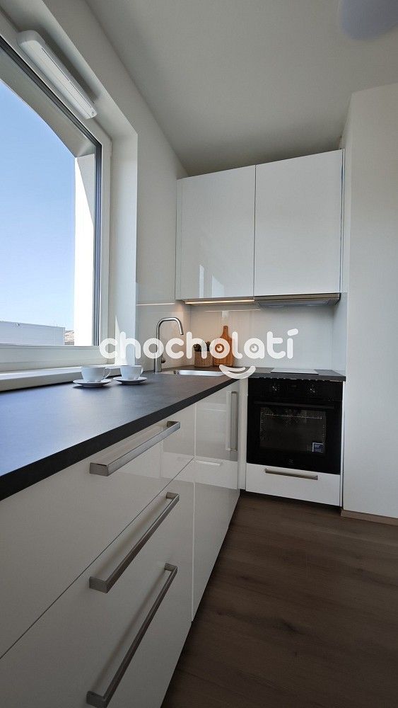 Pronájem byt 1+kk - Pardubice - Pardubičky, Pardubický kraj, 27 m² - 5