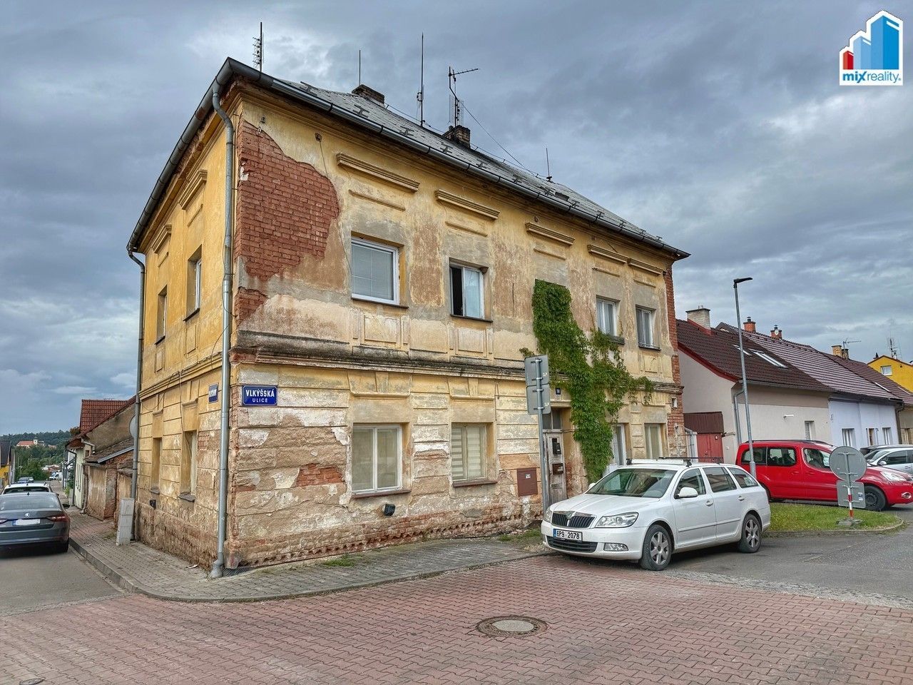 Prodej činžovní dům - Vlkýšská, Město Touškov, 274 m²