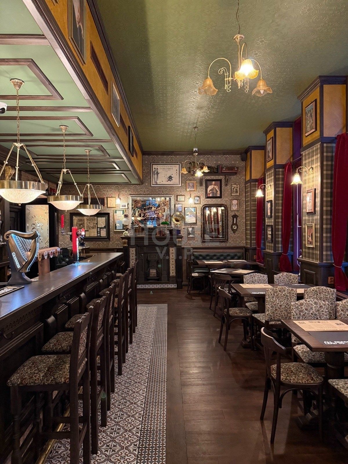 Restaurace, Křižíkova, Praha, 320 m² - 2