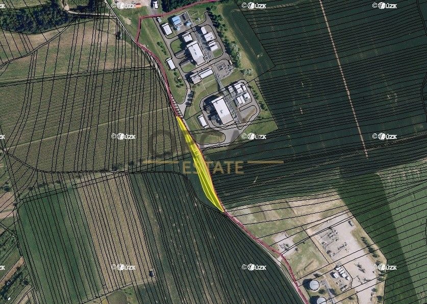 Prodej pozemek pro bydlení - Dambořice, 696 35