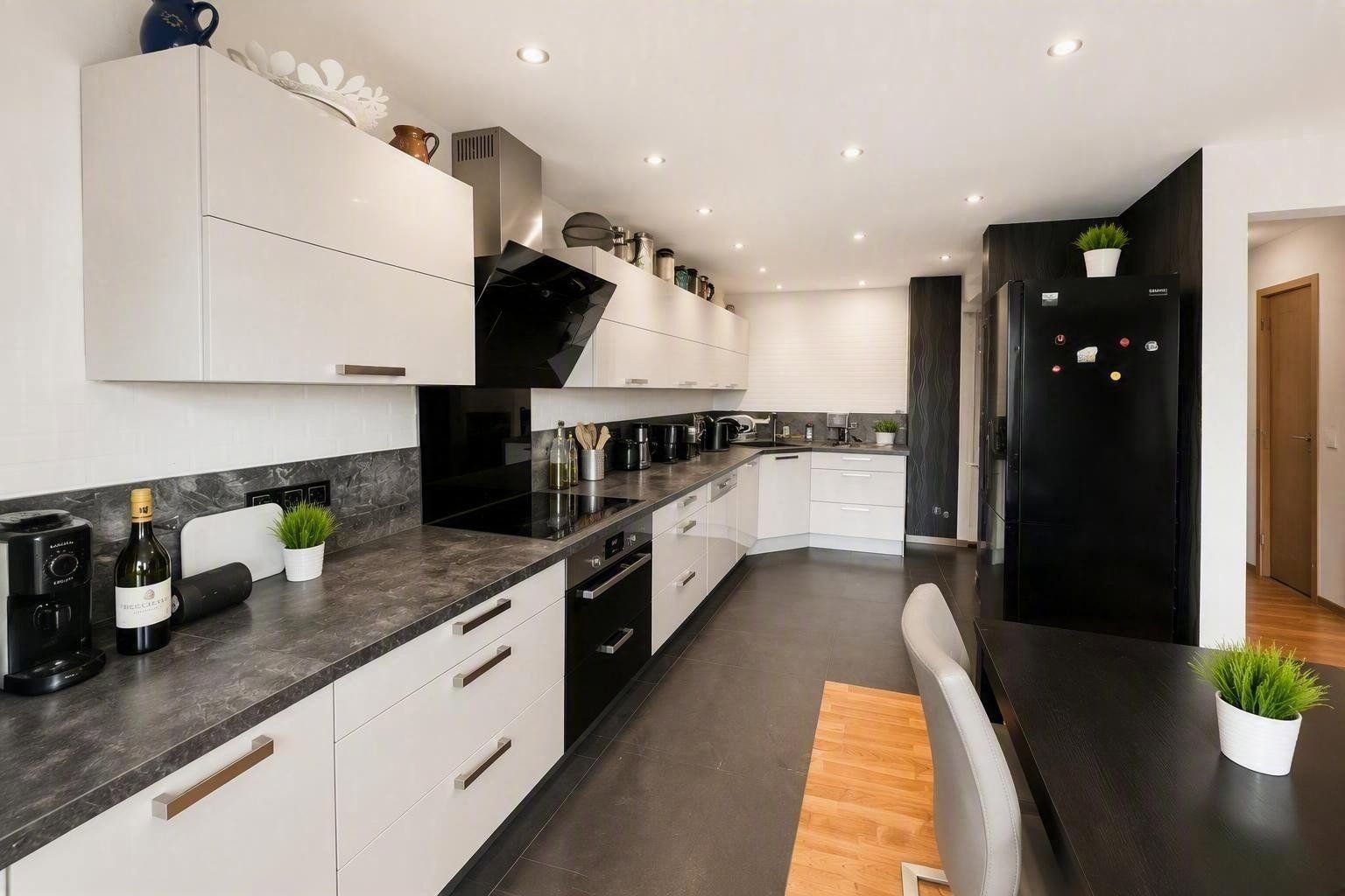 Prodej byt 4+1 - Wiener Ring 68 Würzburg Heuchelhof Bayern 97084, 107 m² - 5