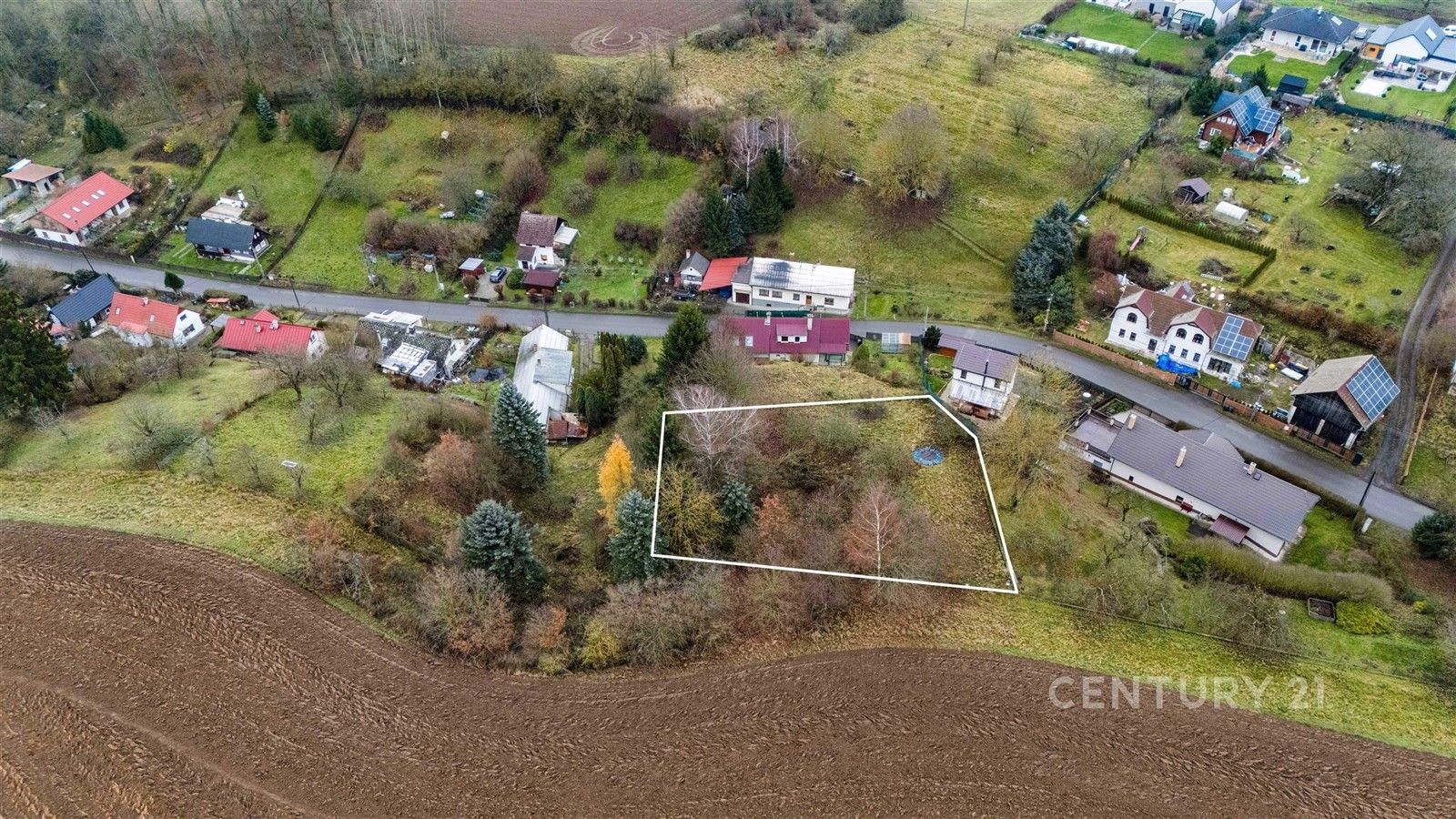 Prodej pozemek pro bydlení - Loukovec