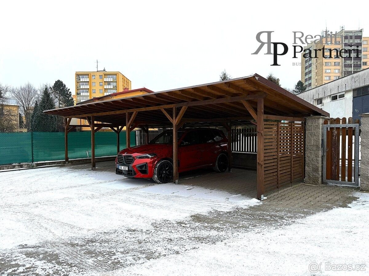 Garáže, Orlová, 735 14