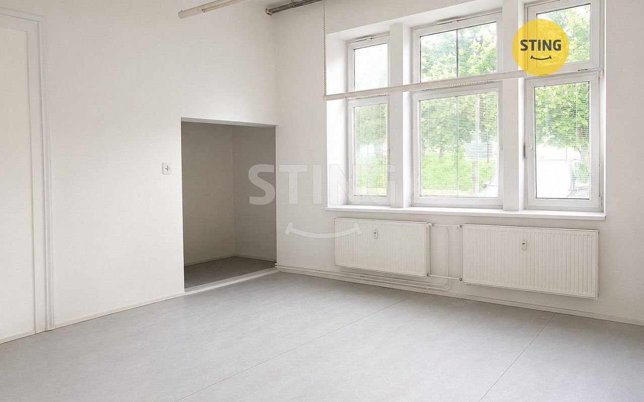 Kanceláře, Doubrava, okres Karviná, 41 m² - 1