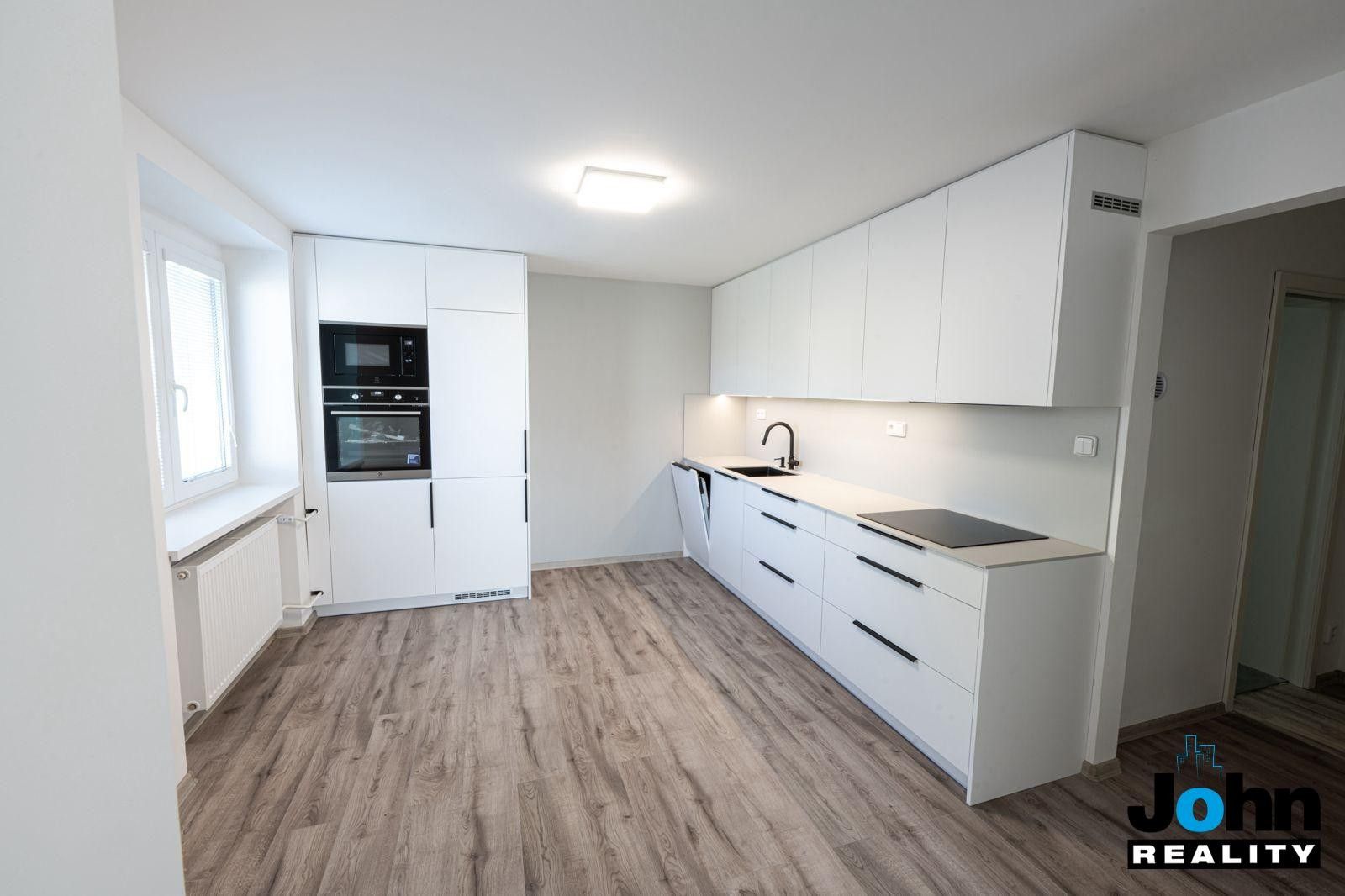 Pronájem byt 2+1 - Svahová, Meziboří, 50 m²