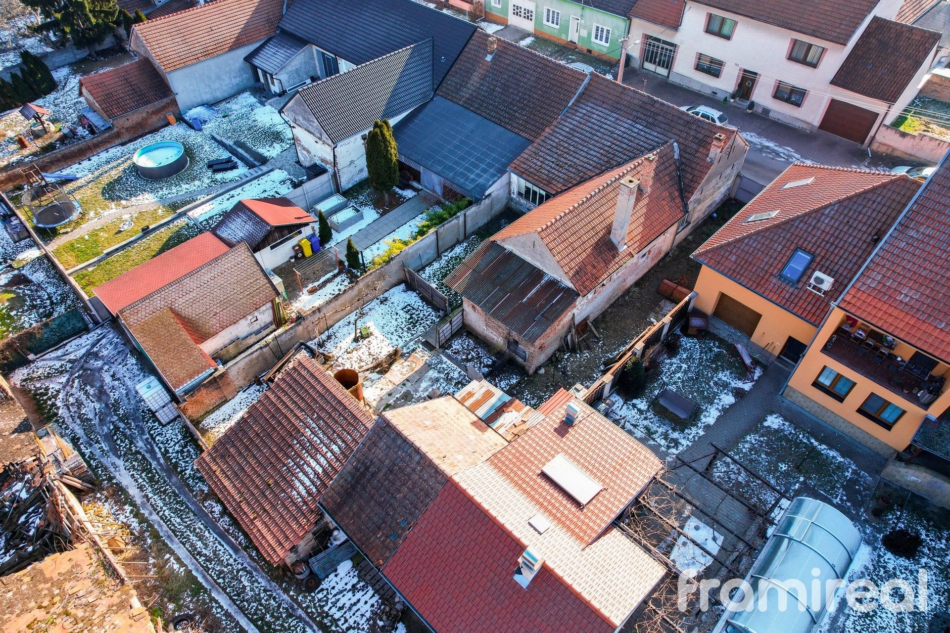 Rodinné domy, Hornická, Drnholec, 97 m²