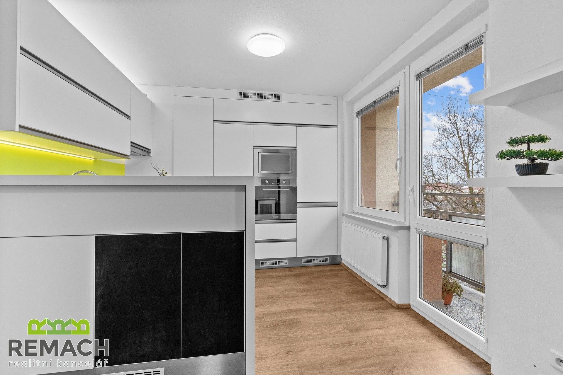 2+kk, Stará Tenice, Uherské Hradiště, 56 m²