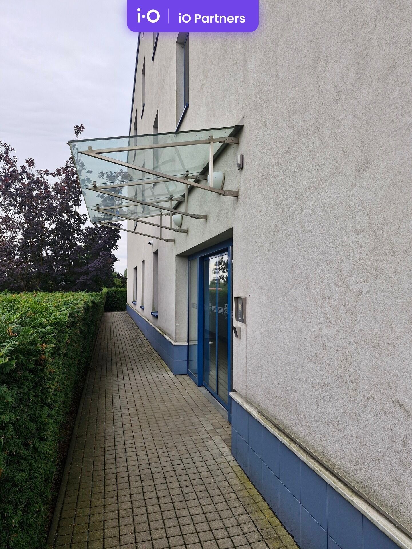 Pronájem kancelář - U letiště, Praha, 350 m²