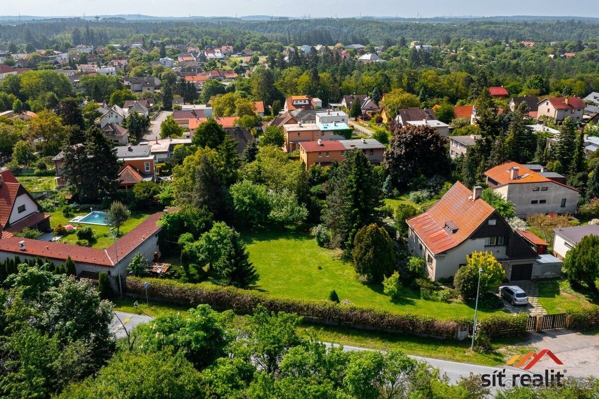 Prodej pozemek pro bydlení - Praha, 143 00, 550 m²