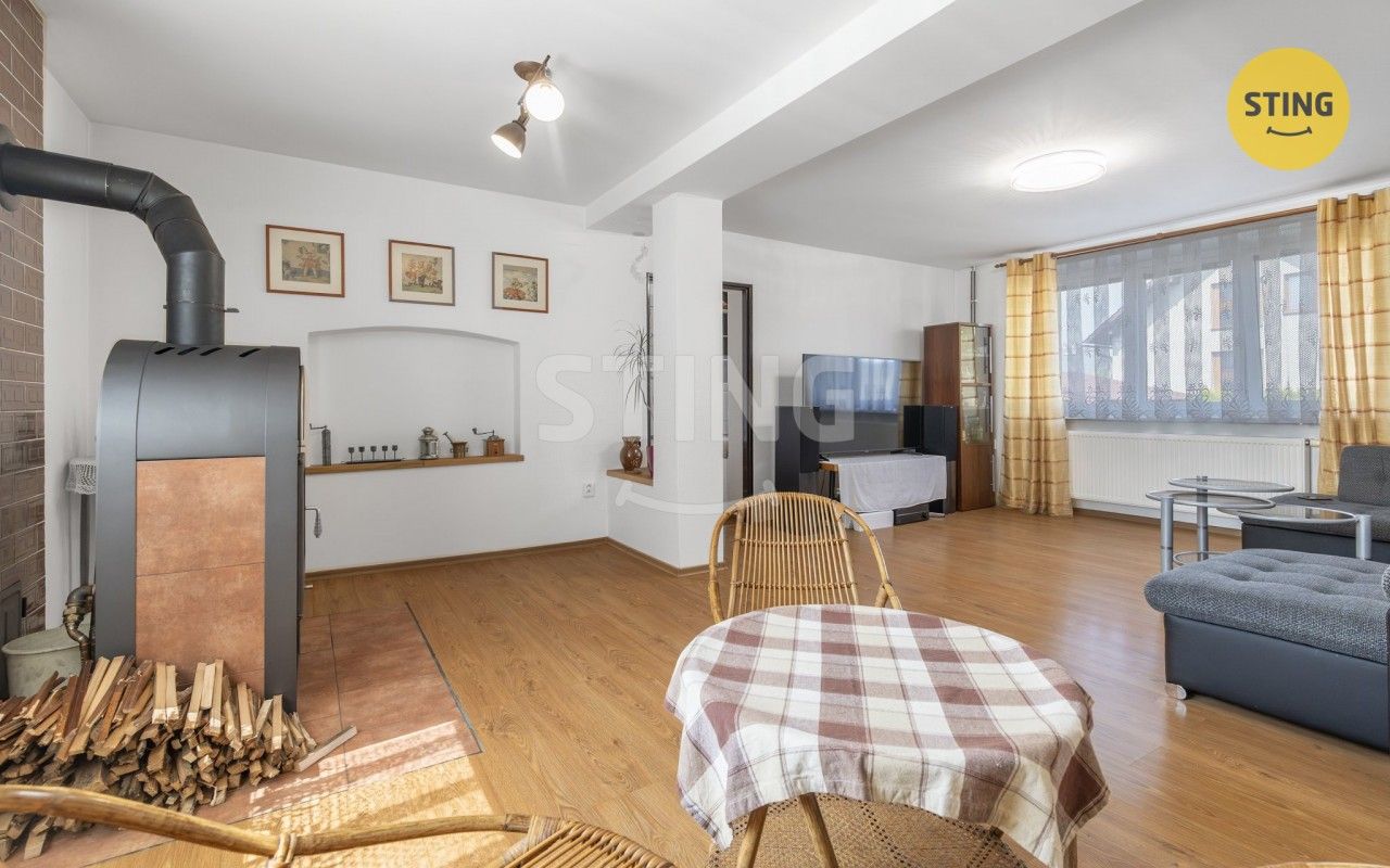 Prodej rodinný dům - Krmelín, 230 m² - 5
