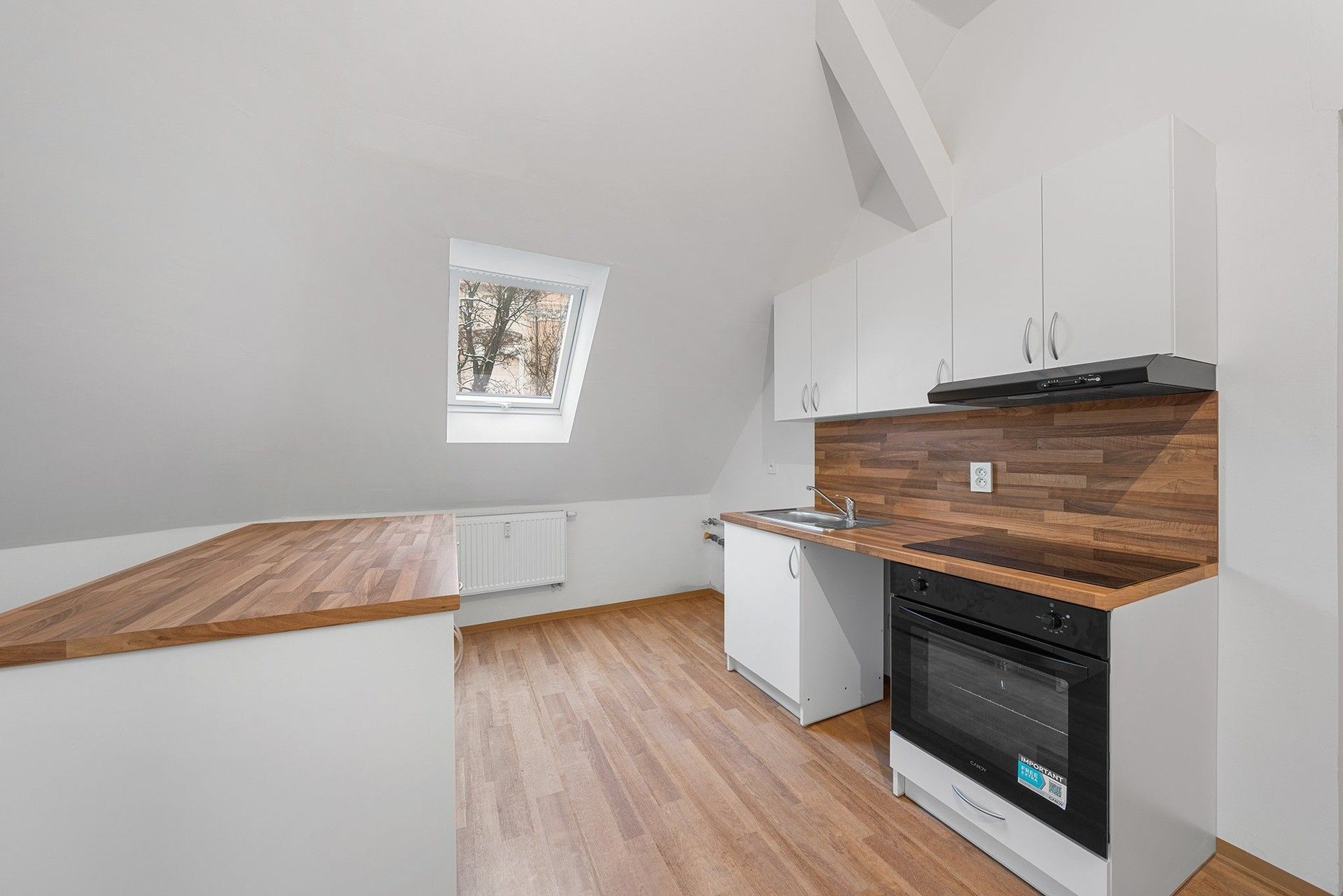 Pronájem byt 2+kk - Žukovova, Ústí nad Labem, 51 m²