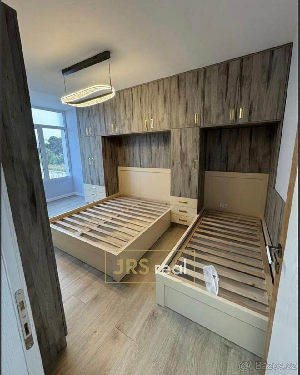 Prodej byt - 987 66, Zahraničí