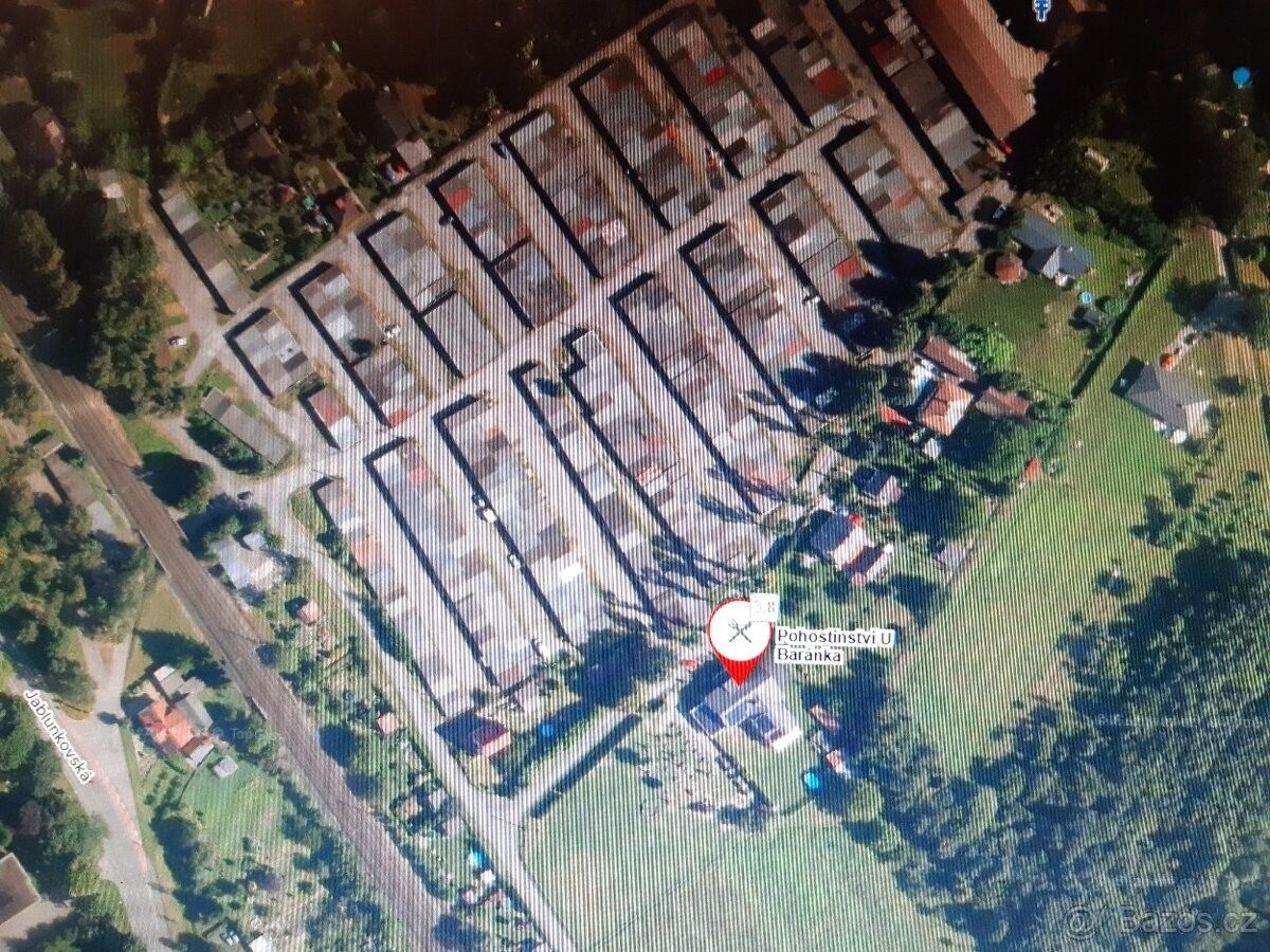 Garáže, Třinec, 739 61