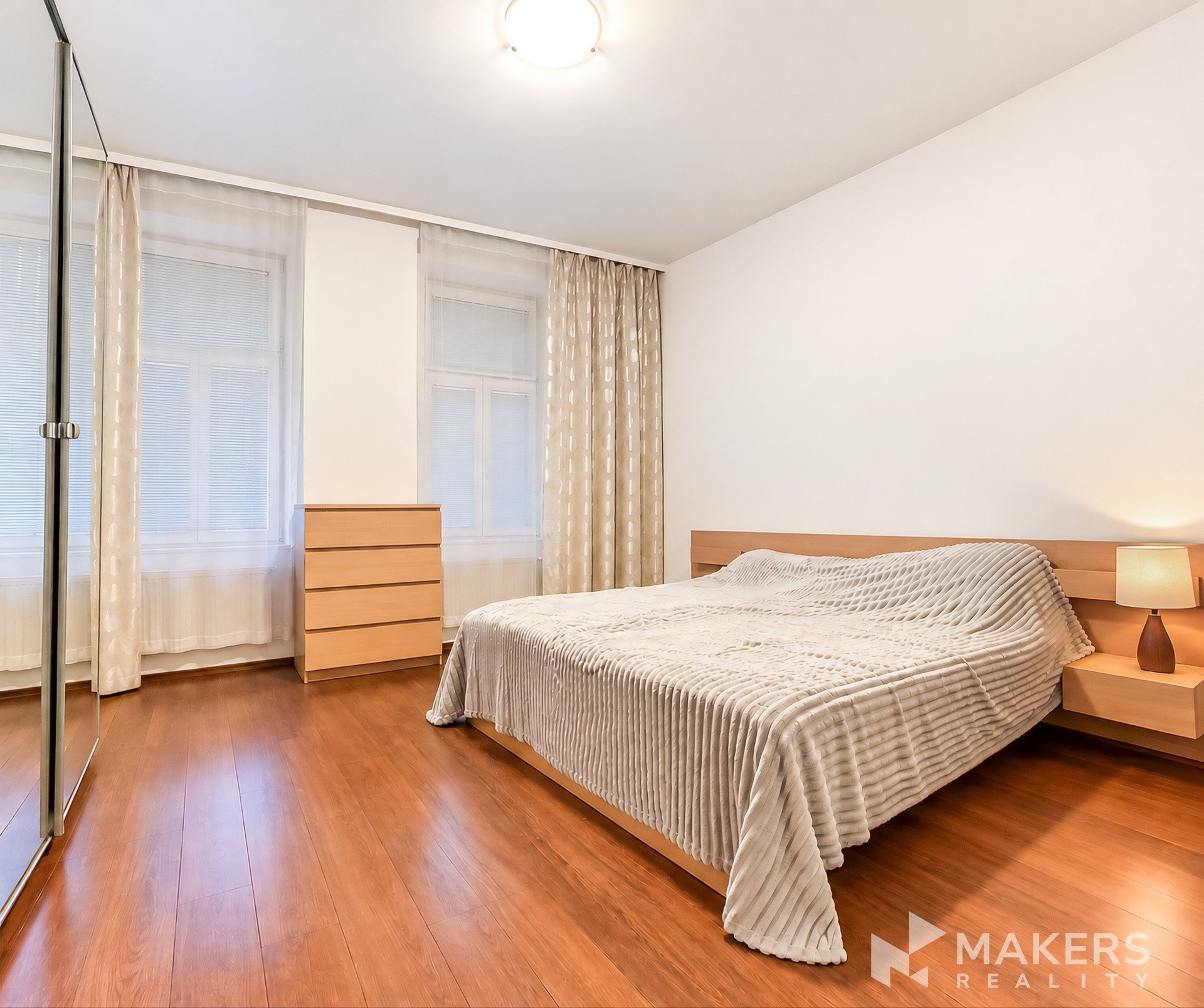 Prodej ubytovací zařízení - Plzeňská, Praha, 70 m² - 5