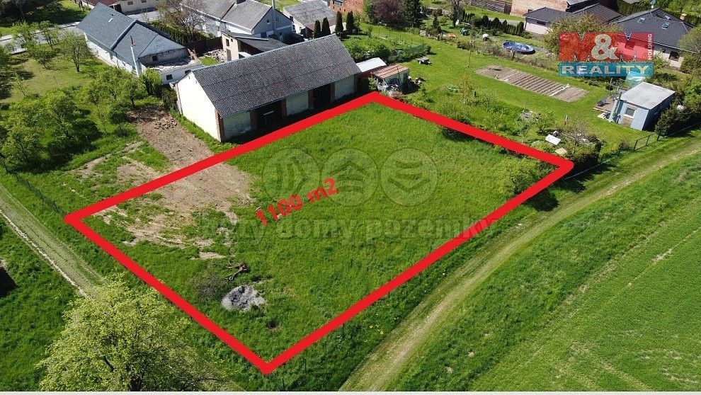 Pozemek pro bydlení, 1 100 m²