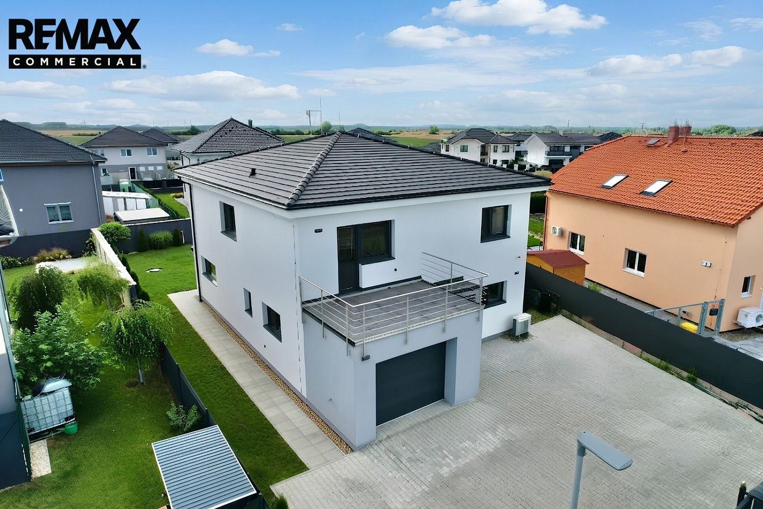 Prodej rodinný dům - Polerady, okres Praha-východ, Středočeský kraj, 220 m² - 2