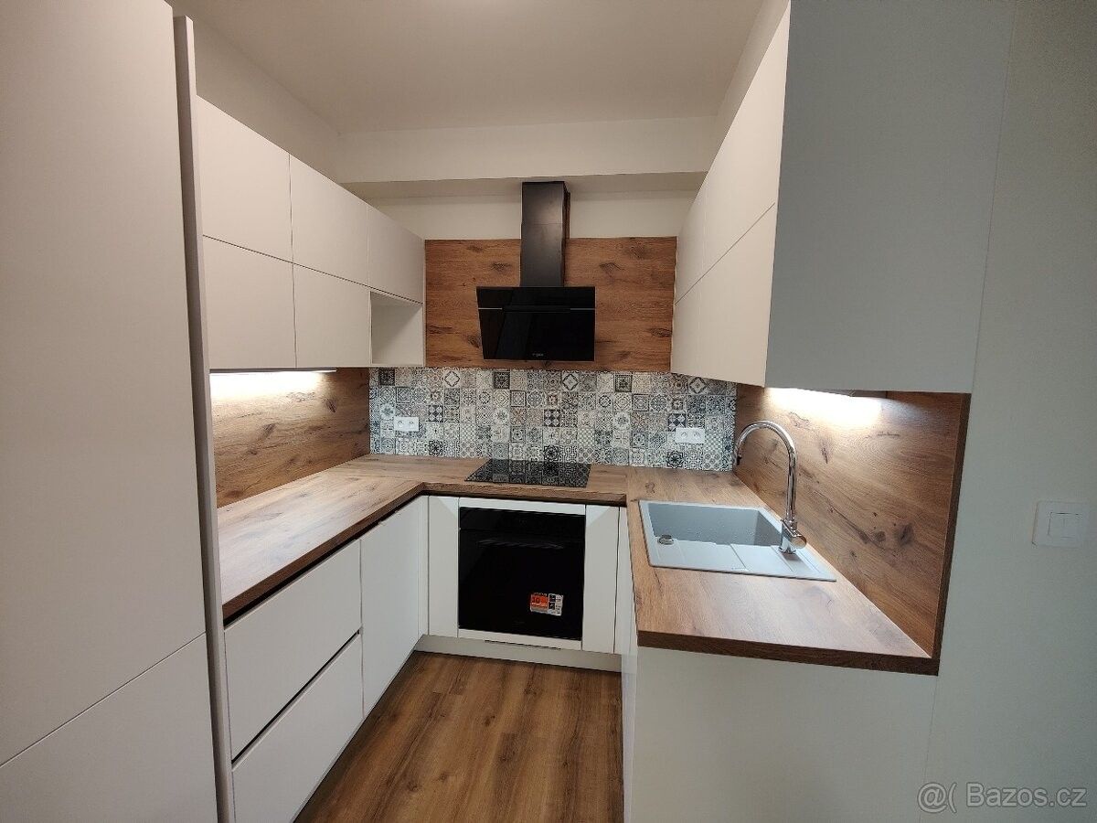 Pronájem byt - Praha, 150 00