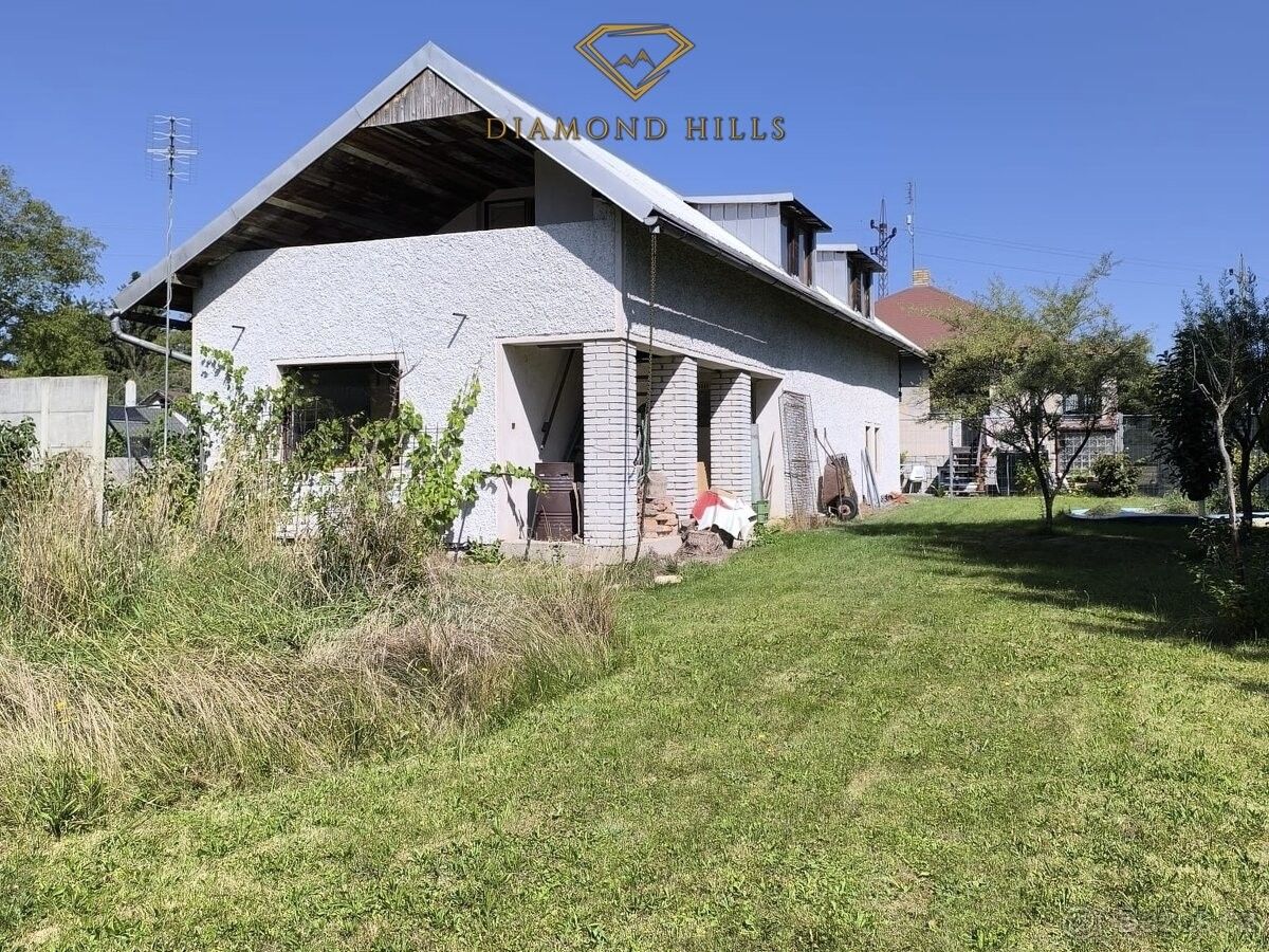 Prodej pozemek pro bydlení - Louňovice, 251 62