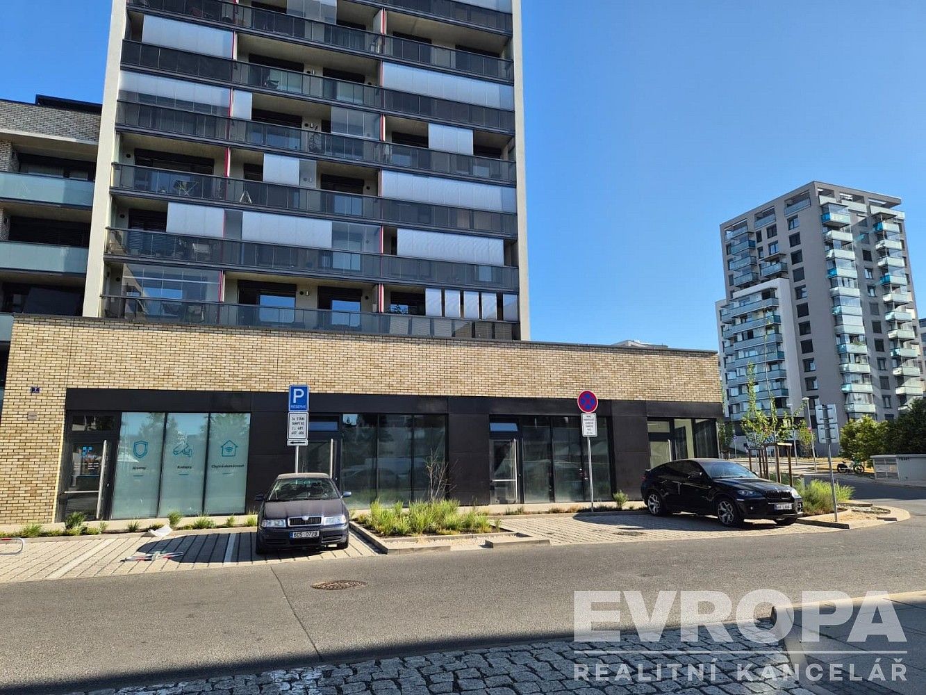Obchodní prostory, 121 m²