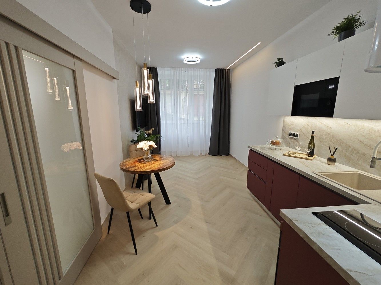 Byt 3+kk · 53 m² · Kafkova, Praha 6 - Dejvice - 3