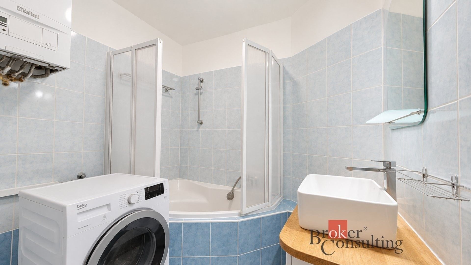 Byt 2+1 · 72 m² · Boleslavská, Praha - 3