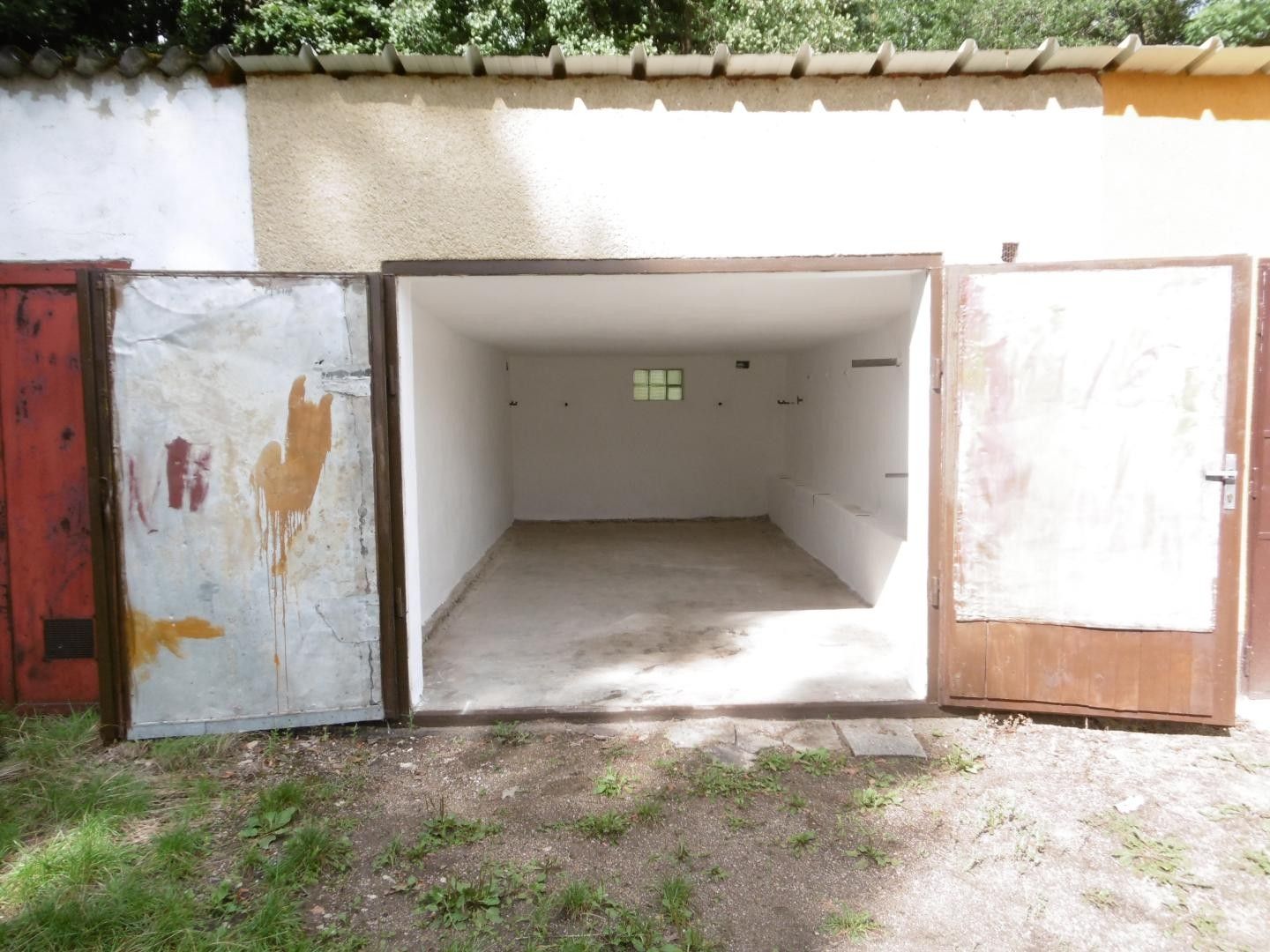 Garáže, Gregorova, Netolice, 20 m²