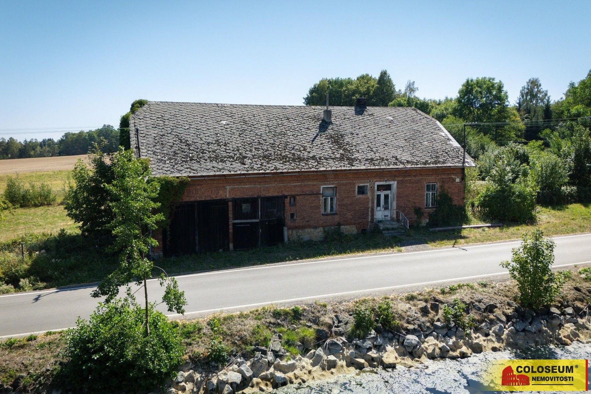 Rodinné domy, Trpík, 300 m² - 1