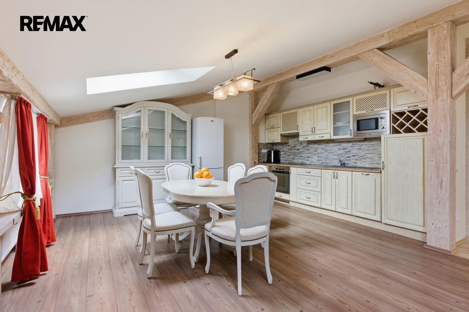 5+kk, Moskevská 1179, Karlovy Vary, 205 m² - 1