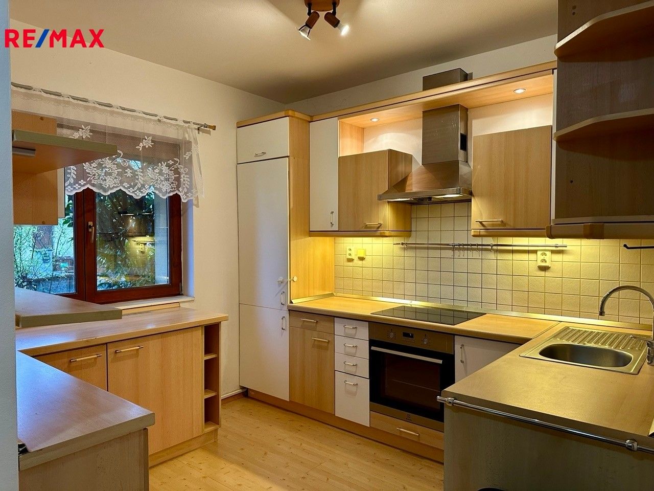 Pronájem rodinný dům - Na Božkovně, Praha, 110 m²