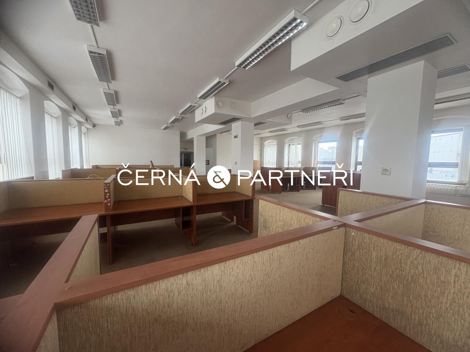 Pronájem kancelář - Spojenecká, Teplice, 264 m²