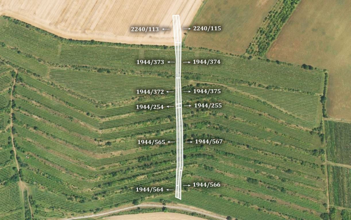 Prodej zemědělský pozemek - Morkůvky, 4 640 m²
