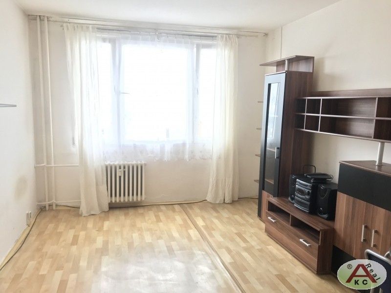 1+kk, Počernická, Praha, 27 m²